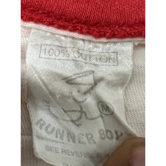 Vintage Chicago Bulls Skyline Tee – Runner Boy  – 90s Style - Picture 3 of 3